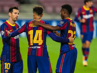 ބާސާ އާއި ފެރެންސްވަރޯސް ބައްދަލުކުރި މެޗުގެ ތެރެއިން: މި މެޗުން ބާސާ މޮޅުވީ 5-0 ން