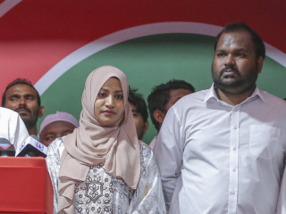 ޖޭޕީގެ ރައީސް އަލީ ވަހީދު އަދި ޓްރާންސްޕޯޓު މިނިސްޓަރ އައިޝަތު ނަހުލާ