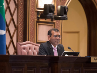 ރައްޔިތުންގެ މަޖިލީހުގެ ރައީސް މުހައްމަދު ނަޝީދު