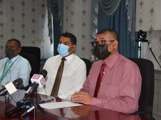 ތ އަތޮޅުގެ ދެ ރަށެއްގެ ސިއްޙީ މަރުކަޒުތަކުގެ އައު އިމާރާތް އެޅުމަށް ބަޔަކާ ޙަވާލުކުރުމަށް އަންގާރަ ދުވަހު ބޭއްވި ރަސްމިއްޔާތުގެ ތެރެއިން