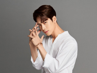 މި އަލްބަމް ވެގެންދާނީ ޗައިނާއިން ބޭރުން ޖެކްސަން ރިލީޒްކުރާ ފުރަތަމަ އަލްބަމަށް