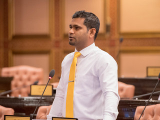 ތޮއްޑޫ ދާއިރާގެ މެމްބަރު ހަސަން ޝިޔާން (ގިޓާ): މާދަމާގެ ޖަލްސާގައި ޓޫރިޒަމް މިނިސްޓަރު ޑރ. މައުސޫމްއާ ސުވާލު ކުރެއްވުމަށް އެޖެންޑާގައި ހިމެނޭ