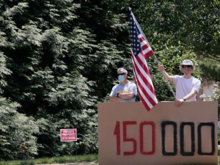 އެމެރިކާގައި ކޮވިޑް ޖެހިގެން މަރުވާ މީހުންގެ އަދަދު ޖެހިޖެހިގެން ހަތަރު ހަފުތާ މައްޗަށް