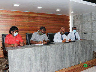 އެއްބަސްވުމުގައި ސޮއިކުރި ރަސްމިއްޔާތުގެ ތެރެއިން
