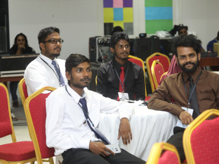 ޔޫތް ލީޑާރސް ފޯރަމް؛ ކޮމަންވެލްތް ޔޫތު އެވޯޑަށް ކުރިމަތިލުމުގެ ފުރުޞަތު ވަނީ ހުޅުވާލާފައި