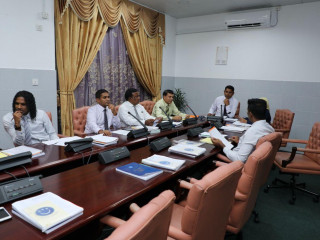 މާލިއްޔަތު ކޮމިޓީގެ ބައްދަލުވުމެއްގެ ތެރެއިން - ޤައުމީ ޕޭމަންޓް ސިސްޓަމެއް ގާއިމުކުރުމުގެ ބިލް ދިރާސާ ކުރަމުގެ މަސައްކަތް މިހަފްތާގައި ނިންމާނެ