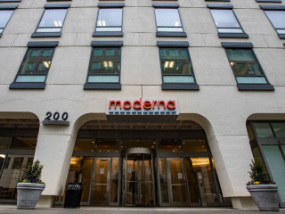 މޮޑާނާއިން އުފައްދާ ވެކްސިންގެ އަޖުމަ ބެލުމަށް: މިހާތަނަށް 13،194 މީހުން