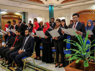 ވަކީލުން ހުވާކުރުމުގެ ރަސްމިއްޔަތުގެ ތެރެއިން