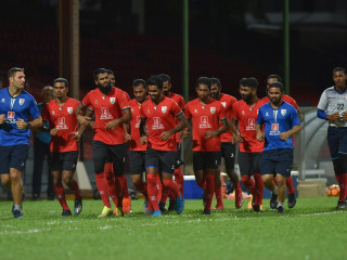 ގައުމީ ފުޓްބޯޅަ ޓީމުގެ ކުޅުންތެރިން ތަމްރީނުތަކުގައި: މި މަހު ގޭގައި ތިބެ ތަމްރީނު ކުރިއަށް ގެންދަން ކޯޗު ވަނީ އަންގާފައި