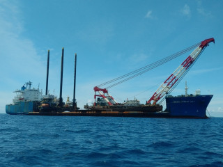 ބްރިޖްގެ ސަރވޭ ހަދަން އައި އެމްބަރޖެކް ބޯޓް މާލެގައި ބަނދަރު ކޮށްފައި