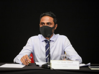 ފްލެޓް ކޮމިޓީ އިން ބުދަ ދުވަހު ކުރިއަށް ގެންދިޔަ ނޫސްވެރިންގެ ބައްދަލުވުމުގައި އެކޮމިޓީގެ މެމްބަރު ތޯހާ އަހްމަދު