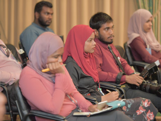 ރައީސް އޮފީހުން ބޭއްވި ނޫސްވެރިންގެ ބައްދަލުވުމެއްގައި ނޫސްވެރިންތަކެއް