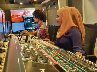 ރާއްޖެޓީވީ- ރާއްޖޭގެ ފުރަތަމަ 24 ގަޑީއިރުގެ ޚިދުމަތް ދޭން ފެށި ޓީވީ ސްޓޭޝަން