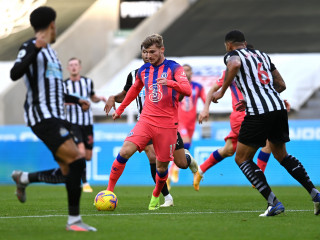 ނިއުކާސަލާއި ޗެލްސީ ބައްދަލުކުރި މެޗުގެ ތެރެއިން: މި މެޗުން ޗެލްސީ މޮޅުވީ 2-0 ން