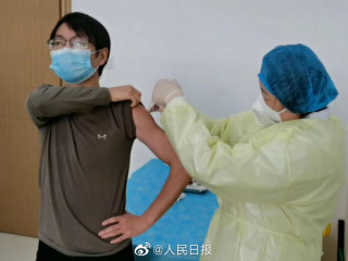 ޗައިނާގައި 108 ވޮލަންޓިއަރަކަށް ކޮވިޑް-19 ވެކްސިން ދީފި