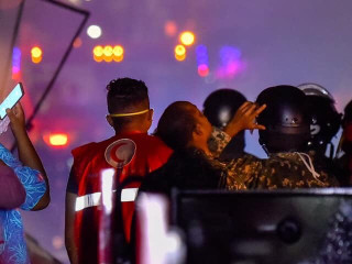 ކެމިކަލް ގުދަނުގެ ބޮޑު އަލިފާން: ރެޑް ކްރެސެންޓުގެ މަސައްކަތަށްވެސް ތައުރީފް ހައްޤު