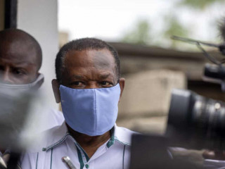 ޖިންސީ ގޯނާ ކުރިކަމުގެ ތުހުމަތުގައި ހެއިޓީ ފުޓްބޯޅަ ފެޑެރޭޝަންގެ ރައީސް ސަސްޕެންޑް ކޮށްފި