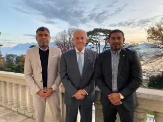 Minister of Sports meets with FIVB President