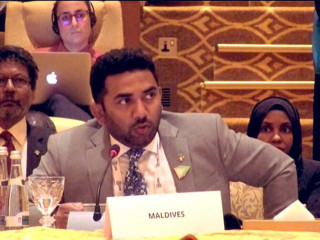 ހެލްތް މިނިސްޓަރ އަބްދުالله ޢަމީން މިނިސްޓަރުންގެ ފުރަތަމަ ކްލައިމެޓް އެންޑް ހެލްތު ބައްދަލުވުމުގައި ވާހަކަ ދައްކަވަނީ - ހެލްތް މިނިސްޓްރީ ޓްވިޓާ -