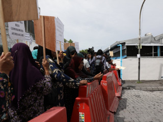 ރައީސް ޔާމީންގެ ސަޕޯޓަރުން ކްރިމިނަލް ކޯޓު ސަރަހައްދުގައި