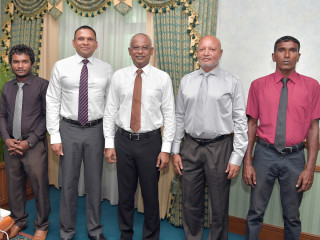 ރައީސުލްޖުމްހޫރިއްޔާ، ދިއްދޫ ކައުންސިލާއި ބައްދަލުކުރެއްވުމުގެ ތެރެއިން