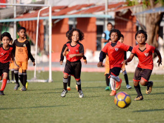 ޓީސީ ފުޓްބޯޅަ އެކެޑަމީގެ ކުޅުންތެރިން: ކޮވިޑް-19 އާ ގުޅިގެން އެކެޑަމީތަކުގެ ހަރަކާތްތައް ވަނީ ހުއްޓާލާފައި