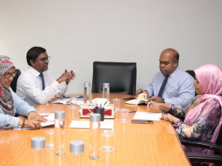 ހައުސިންގ މިނިސްޓްރީ އާއި، އެމްއެމްއޭއާއެކު ބޭއްވުނު މަޝްވަރާ ބައްދަލުވުމުގެ ތެރެއިން