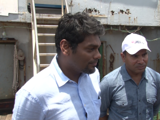 މިފްކޯގެ ހާލަތާ ބެހޭ ގޮތުން ނޫސްވެރިންނަށް އެސްޓީއޯގެ މެނޭޖިންގ ޑިރެކްޓަރ ހުސެން އަމްރު ނޫސްވެރިންނަށް މައުލޫމާތު ދެއްވަނީ