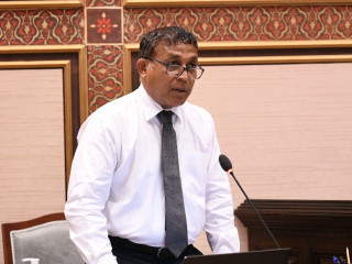 މިނިސްޓަރ އަސްލަމް ރައްޔިތުންގެ މަޖިލީހުގައި