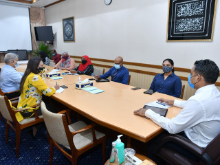 ސްޕީޗް ތެރަޕީގެ ދާއިރާތަކުން މީހުން ބިނާކުރުމާއި ގުޅޭ ގޮތުން ކުރިޔަށް ދިޔަ މަޝްވަރާތަކުގެ ތެރެއިން