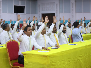 އެމްޑީޕީގެ ޤައުމީ މަޖިލީހުގެ ބައްދަލުވުމުގެ ތެރެއިން