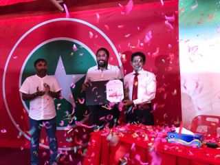 ޖުމްހޫރީ ޕާޓީއަށް ސޮއިކޮށް މެމްބަރޝިޕް ފޯމް ހަވާލުކުރައްވަނީ