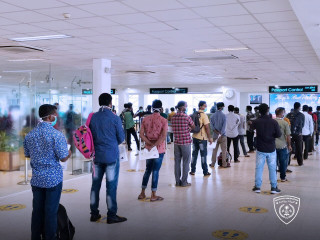 އަނބުރާ ގައުމަށް ފޮނުވާލި ބިދޭސީންގެ ތެރެއިން ބަޔަކު ވެލާނާ އެއަރޕޯޓު ތެރޭގައި މަޑުކޮށްލައިގެން