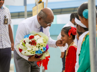 މިނިސްޓަރ ޝާހިދު އުކުޅަހަށް ވަޑައިގެންނެވުން