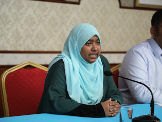 ޑރ. ނަޒްލާ ރަފީގް