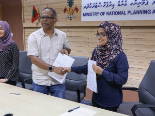 އެއްބަސްވުމުގައި ސޮއިކުރި ރަސްމިއްޔާތުގެ ތެރެއިން