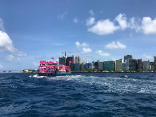 އިދިކޮޅުން ކަނޑުމަތީގައި ކުރަމުންދާ އިހްތިޖާޖުގެ ތެރެއިން