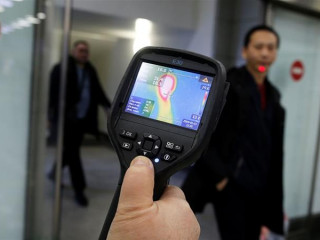 ކޮރޯނާ ވައިރަސްގެ އަސަރު ފުރަތަމަ ފަހަރަށް އެމެރިކާ މީހެއްގެ ގައިން ފެނިއްޖެ