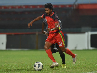 ގްރީން ބަލިކޮށް ގްރާންޑޭއިން ތިންވަނަ ބުރު މޮޅަކާއިއެކު ފަށައިފި