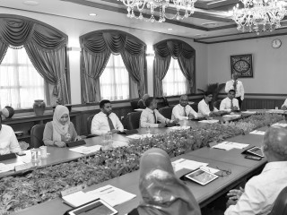 ހިޔާގައި ހުއްޓާ ގެއްލުނު ކުއްޖާގެ މައްސަލައިގެ މަޢުލޫމާތު ޖެންޑަރ މިނިސްޓަރ ވަޒީރުންގެ މަޖިލީހާ ޙިއްޞާ ކުރެއްވި