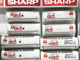 ޝާރޕް ބްރޭންޑްގެ އޭސީ