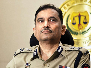 މުމްބާއީ ޕޮލިސް ކޮމިޝަނަރ ސަންޖޭ ބަރްވީސް