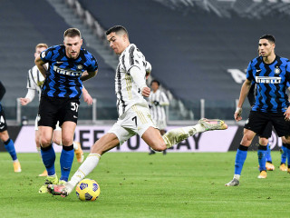 ޔުވެންޓަސް އާއި އިންޓަ މިލާން ބައްދަލުކުރި މެޗުގެ ތެރެއިން: މި މެޗު އެއްވަރުވީ ދެ ޓީމުން ކުރެ ޓީމަކަށް ލަނޑެއް ނުޖެހި