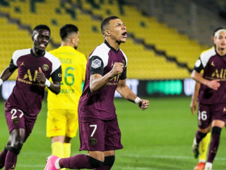 ނޯންޓްސް އާއި ޕީއެސްޖީ ބައްދަލުކުރި މެޗުގެ ތެރެއިން: މި މެޗުން ޕީއެސްޖީ މޮޅުވީ 3-0 ން