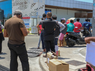 ކެއަރ ޕެކޭޖްތައް ހަވާލުކުރުމަށް ކިޔުގައި