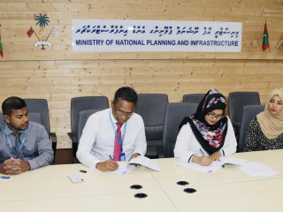 އެއްބަސްވުމުގައި ސޮއިކުރި ރަސްމިއްޔާތުގެ ތެރެއިން