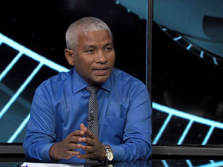 ހުރިހާ ކުދިން ޝާމިލްކޮށްގެން ތައުލީމު އުނގަންނައިދޭ ސިޔާސަތުގެ ދަށުން ބަސްކޮށާރަށް ބަދަލު ގެންނަނީ