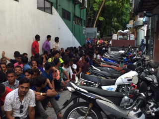 ގަވާއިދާ ހިލާފަށް އުޅޭ ބިދޭސީން ގަވާއިދުގެ ތެރެއަށް ވައްދަން އިކޮނަމިކް މިނިސްޓްރީން ކުރިއަށްގެންދިޔަ ޕްރޮގްރާމުގެ ތެރެއިން