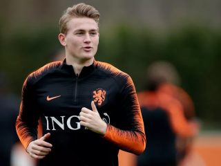 މަތައިސް ޑެލައިޓް