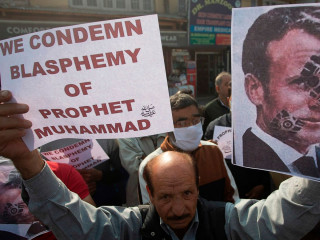 ކާޓޫން ކުރެހި މައްސަލާގައި ކުރި މުޒާހަރާއެއްގެ ތެރެއިން